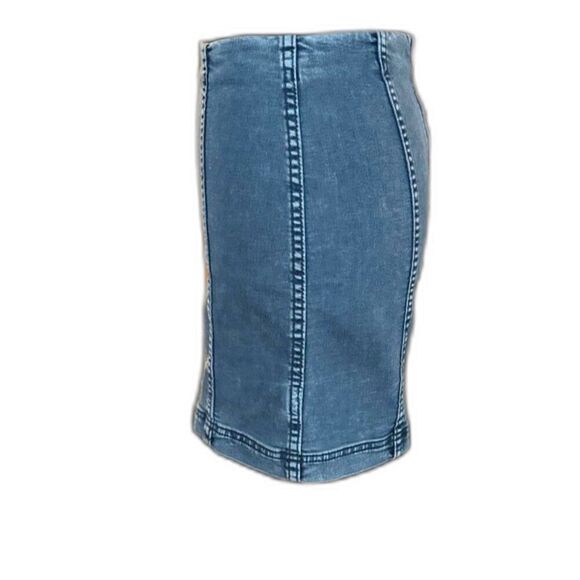 Free People Modern Femme Medium Wash Stretch Denim Mini Skirt Size 4 - Picture 4 of 6